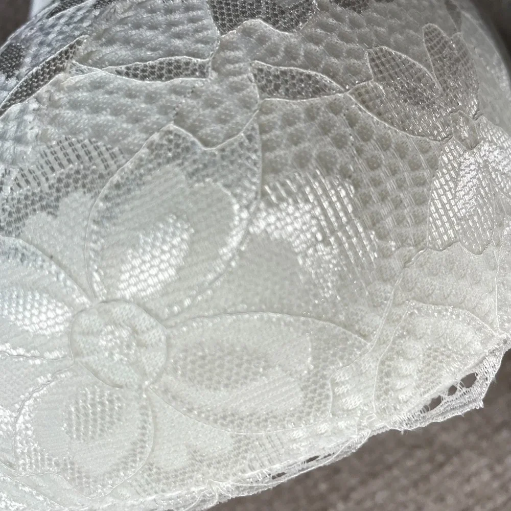 Sofra Push Up Demi Bra Womens 38C White Floral Lace Trim Padded Adjustable Strap